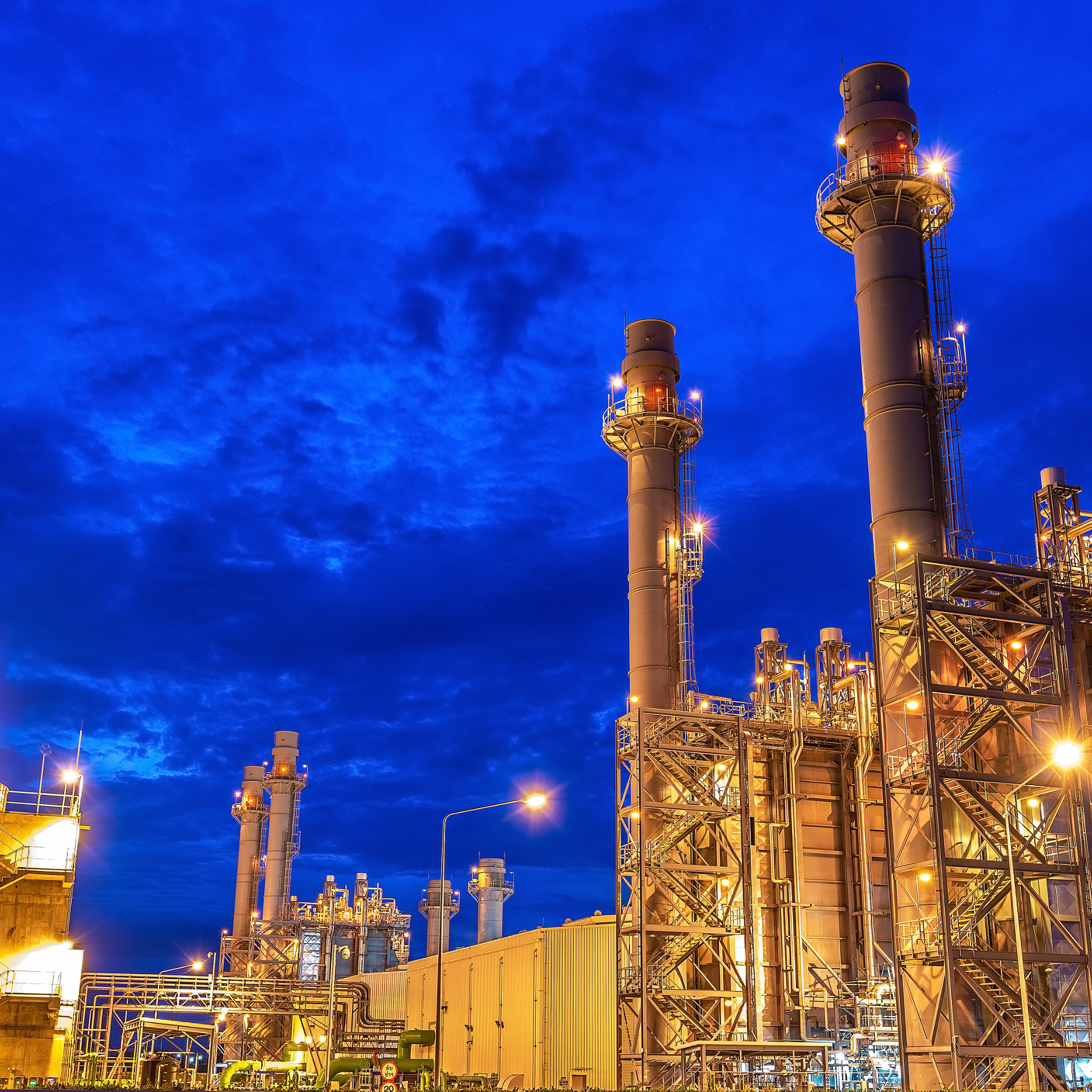 Industrial bleaching process in edible oil refining using activated clay